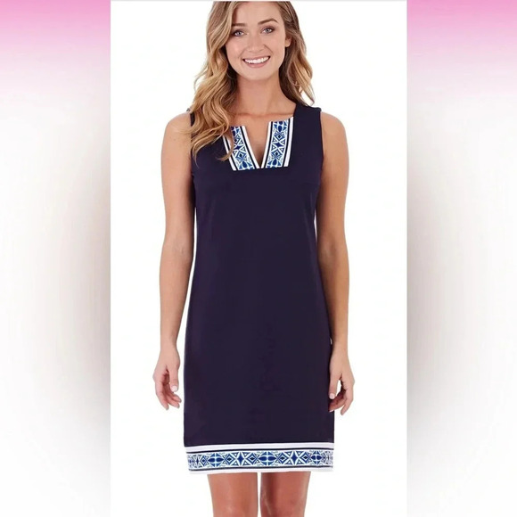 JUDE CONNALLY CARISSA PONTE SHIFT DRESS IN BLACK ANIMAL PRINT BORDER - Picture 3 of 9